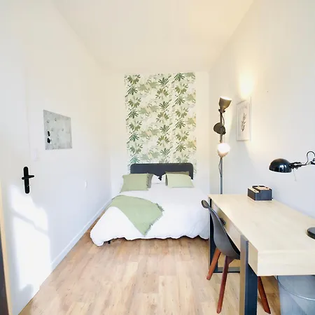 Апартаменты Modern & Hypercentre, Private Balcony *