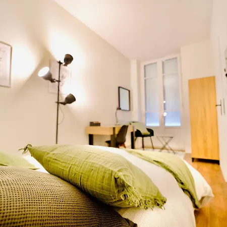 Modern & Hypercentre, Private Balcony * Сент-Этьен